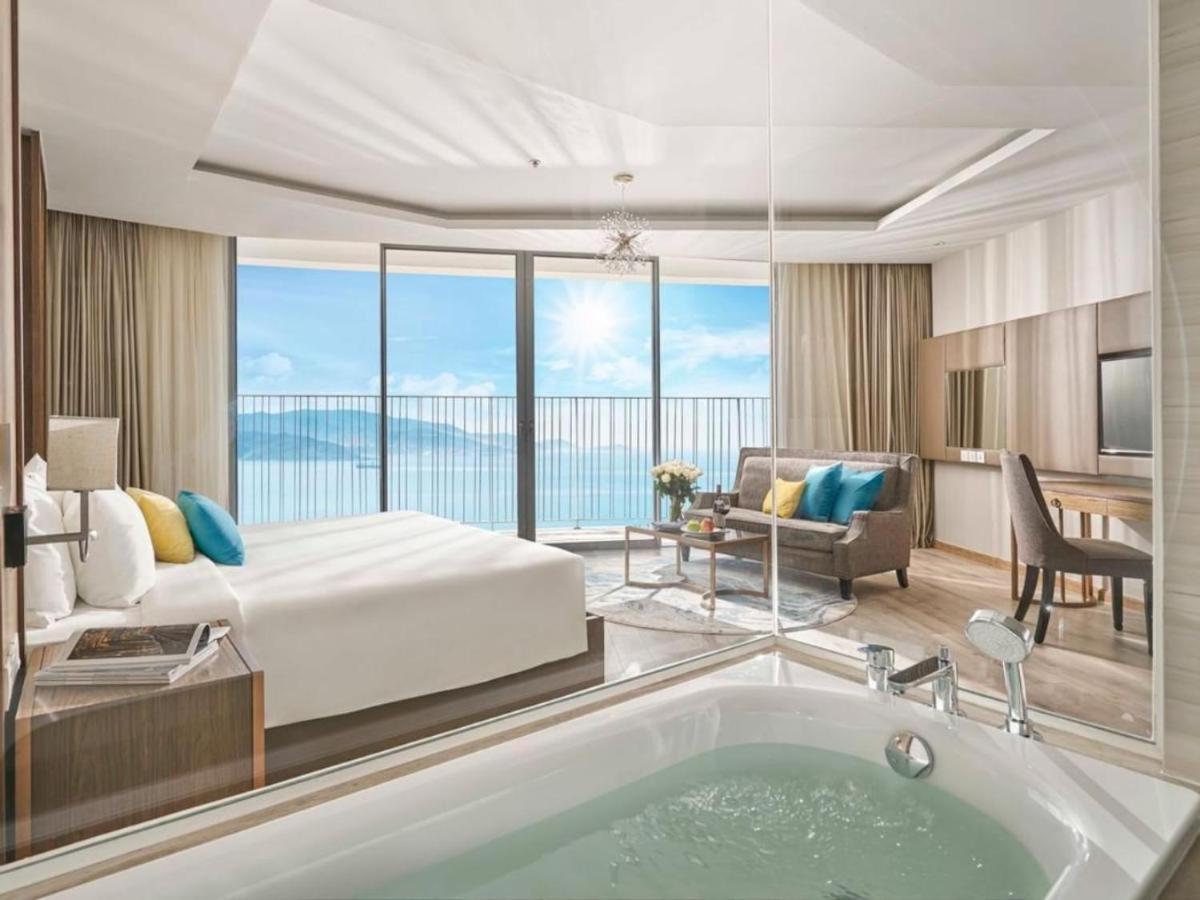 Panorama Central Nha Trang- Vietnam'S Highest Infinitive Rooftop Pool Εξωτερικό φωτογραφία