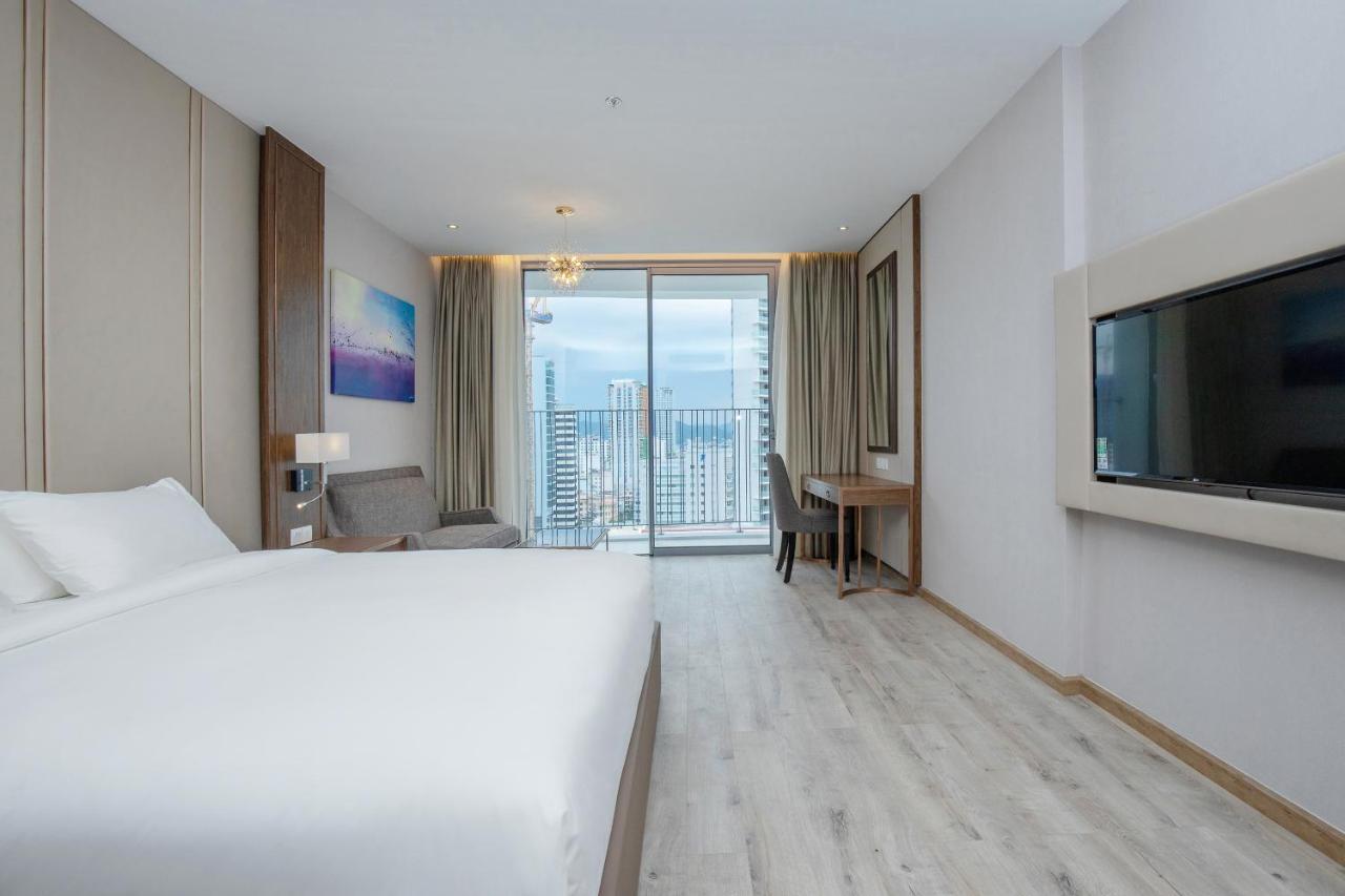 Panorama Central Nha Trang- Vietnam'S Highest Infinitive Rooftop Pool Εξωτερικό φωτογραφία