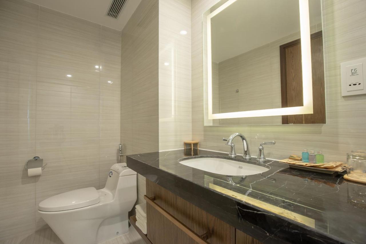 Panorama Central Nha Trang- Vietnam'S Highest Infinitive Rooftop Pool Εξωτερικό φωτογραφία