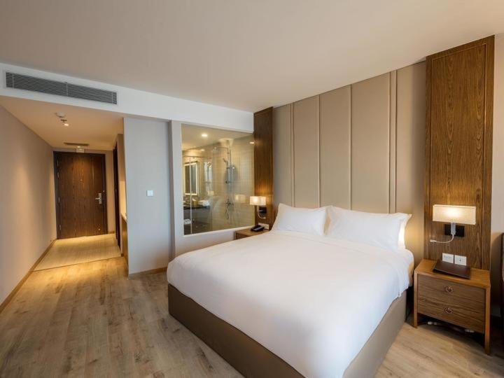 Panorama Central Nha Trang- Vietnam'S Highest Infinitive Rooftop Pool Εξωτερικό φωτογραφία